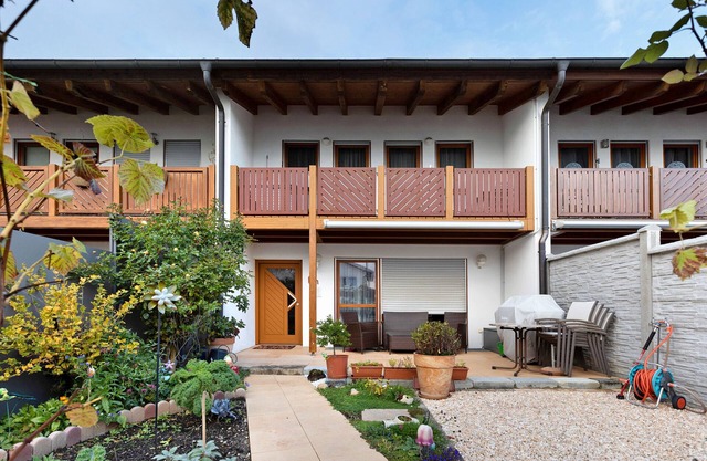 Studio Apartment 'Souterrain' with Shared Terrace, Shared Garden and Wi-Fi