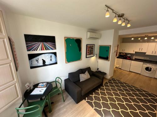 Studio Arts Soho - Malaga