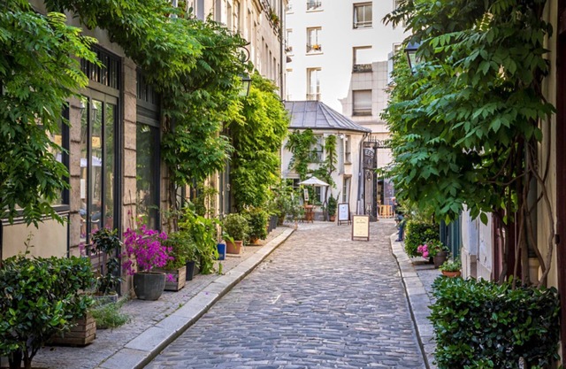 Studio au Calme, Situé Dans une Cour Privée Sécurisée, en Plein Cœur de Paris