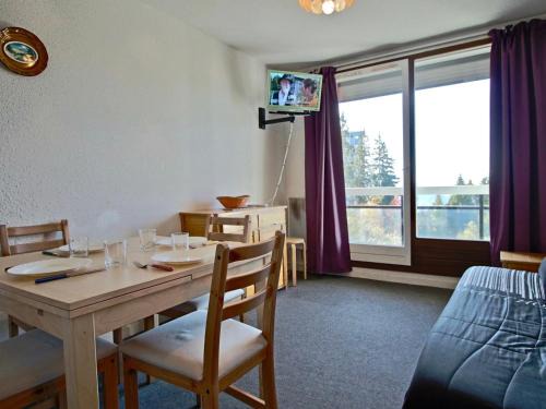 Studio cabine confortable, 4 pers, proche des pistes, balcon, animaux acceptés, wifi en option - FR-1-340-86