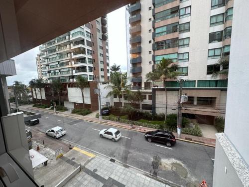 Studio completo a uma quadra da Beira Mar Norte