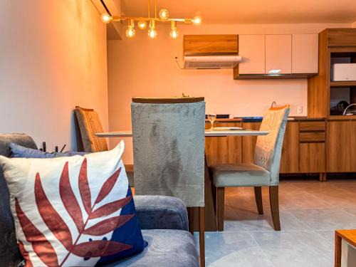 Studio/Flat Completo - ótima localização