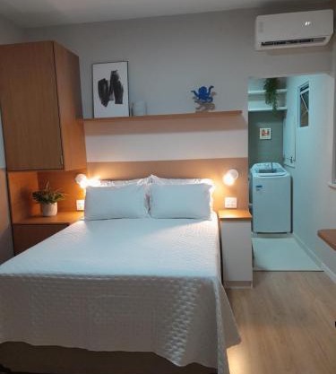 Studio Moderno e aconchegante a 100m do metrô, 700m da Praia e do Aterro do Flamengo, conforto e tranquilidade no coração do Rio!