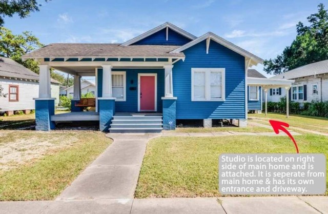 Studio near Downtown Lafayette - Freetown