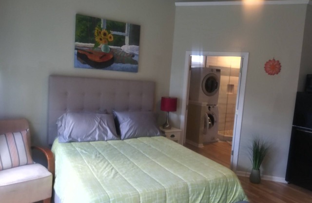 Studio near near Isle of Palm Beach