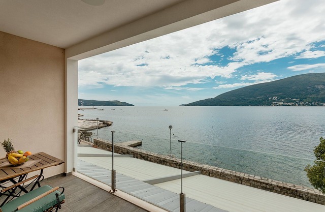 Studio with Beautiful Sea View