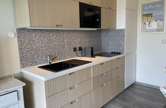 Studio with bedroom - sea view & WIFI (46)