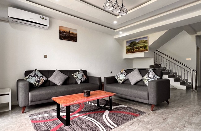 Stunning 2 Bedroom Flat