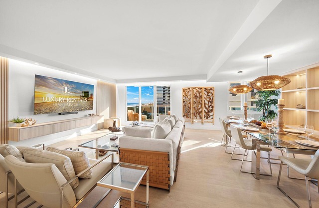 Stunning 3 Bedroom Private Residence with Oceanview at Roney Palace