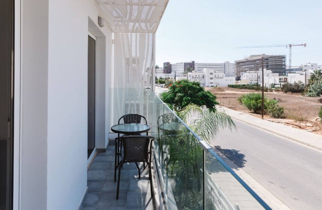 Stunning 3-Bedroom Villa with Private Pool - Nissini Villa 2