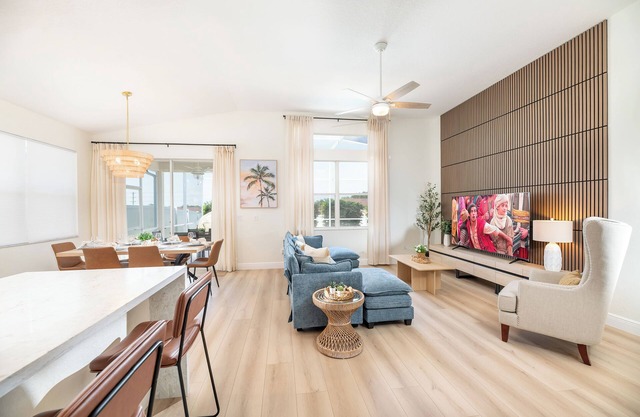 Stunning 4-Bed, 3-Bath Pool Home – Just Minutes from Orlando’s Theme Parks