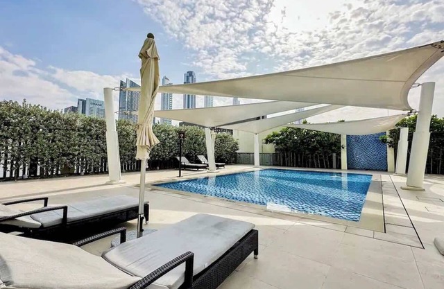 Stunning 4BR Downtown - Full Burj Khalifa Views