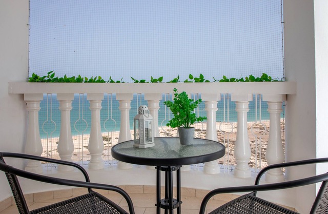 Stunning and Cozy Sea View Studio Apartment