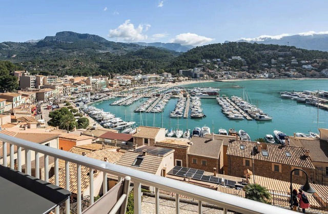 Stunning apartment with spectacular views over the Port de Sóller