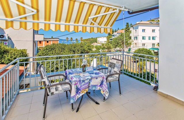 Stunning apartment in Hvar with WiFi