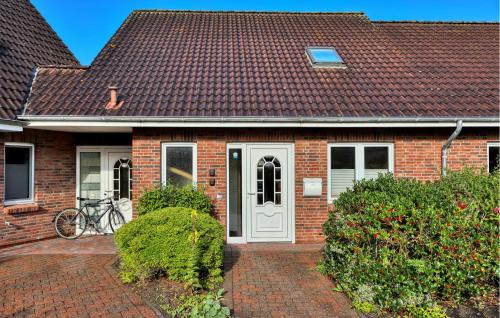 Stunning Apartment In Klanxbüll With Wifi