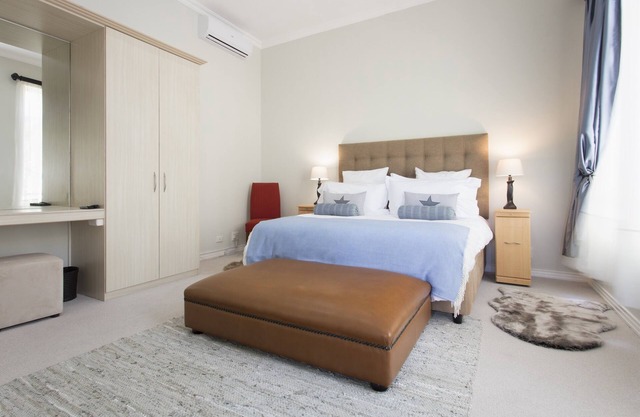 STUNNING APARTMENT -FRANSCHHOEK PENTHOUSE