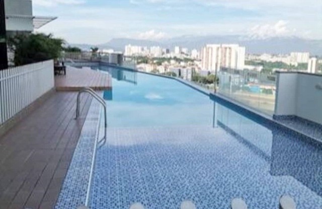 Stunning city Apartment with fabulous view!