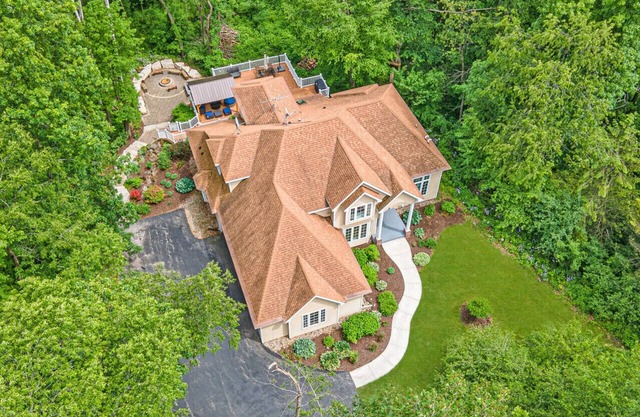 Stunning custom built country home with the ultimate game room!