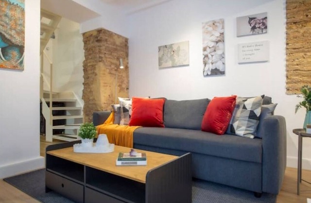 Stunning Duplex In El Carmen