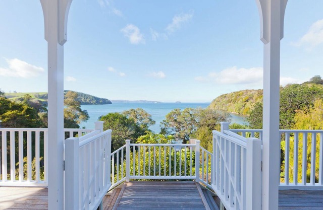 Stunning House in the heart of Matakana Wine Country