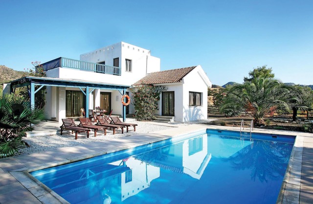 Stunning home in Argaka with WiFi