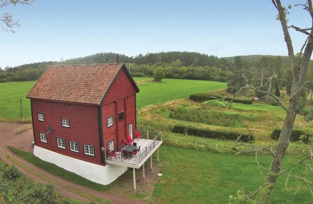 Stunning home in Gränna with lake view