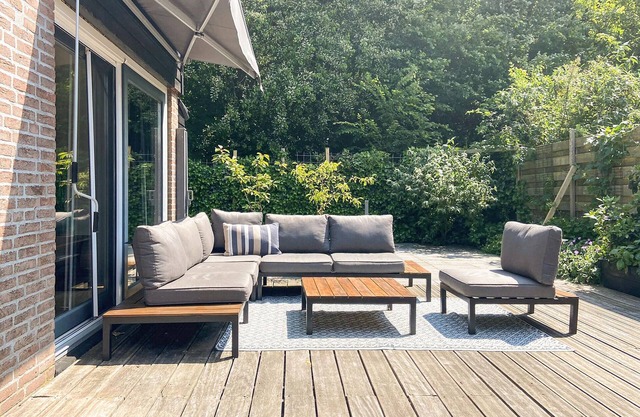 Stunning home in Noordwijk with WiFi