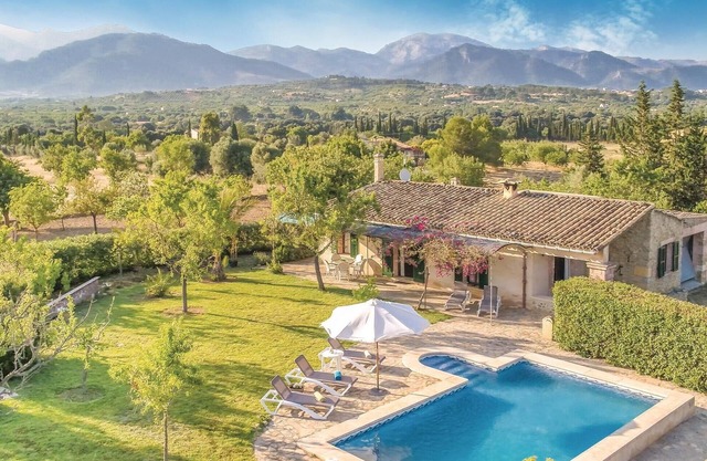 Stunning home in Selva