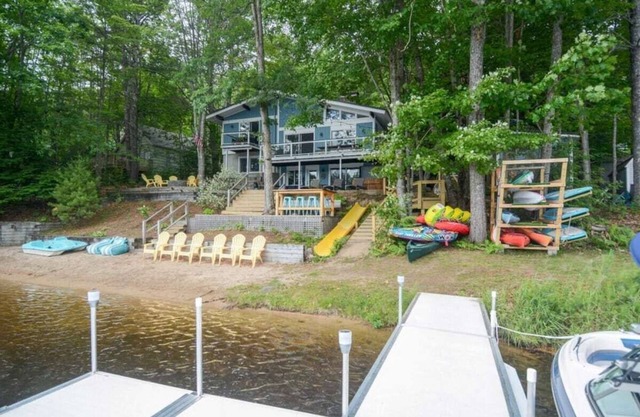 Stunning Lakefront Oasis—Hot Tub, Beach & Luxury!