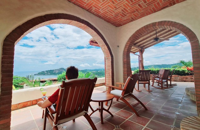 Stunning Ocean View and Mediterranean feeling Villa at Pelican Eyes.