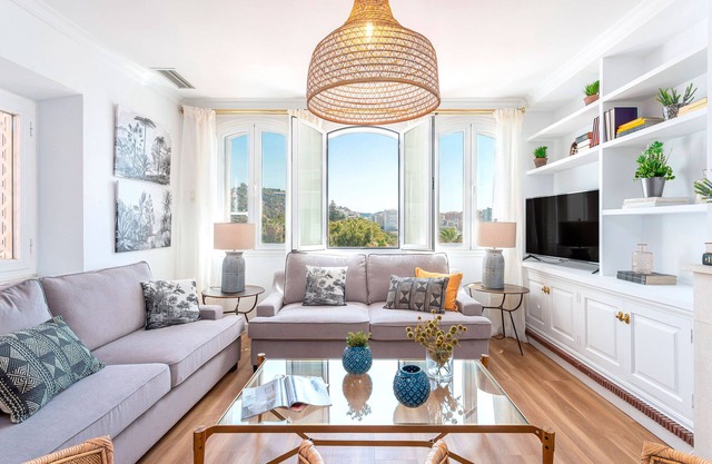 Stunning Penthouse with Large Private Terrace. Plaza Marina
