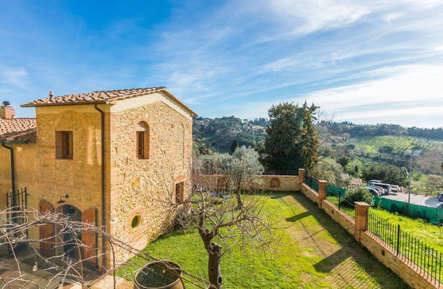 Stunning private villa for 3 guests with A/C, WIFI, patio and panoramic view