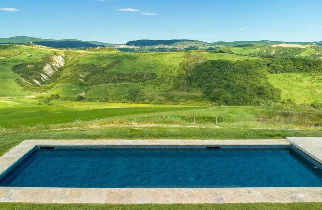 Stunning private villa for 12 people with WIFI, A/C, private pool, terrace and panoramic view