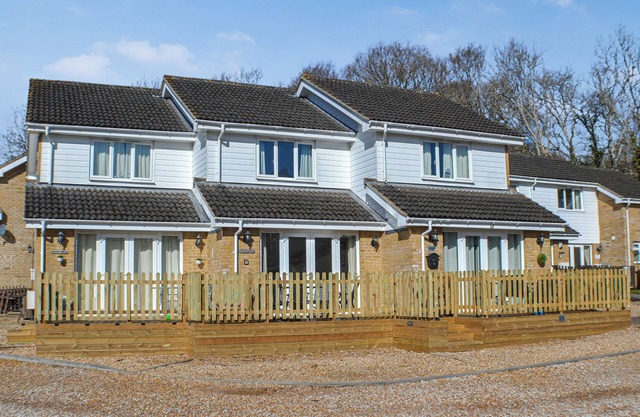 Stunning property and location with fabulous views overlooking Wootton Creek.