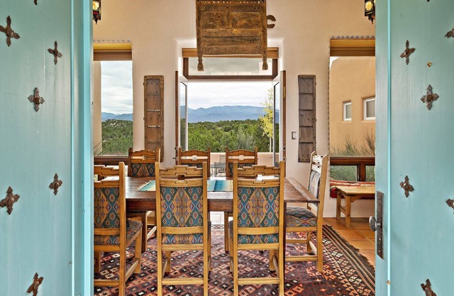 Stunning views| 3 Patios| Private and Secluded| Easy Access to Trails