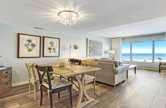 Stunning views! 6th floor Surf & Racquet Club!