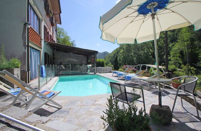 Stunning villa for 6 guests with WIFI, private pool, TV and pets allowed