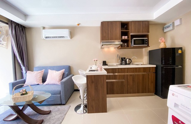 Stylish 1BR Condo near Nai Harn Beach P204