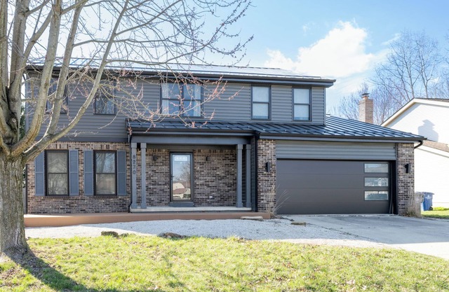 Stylish 4 bed 2.5 bath home in Reynoldsburg