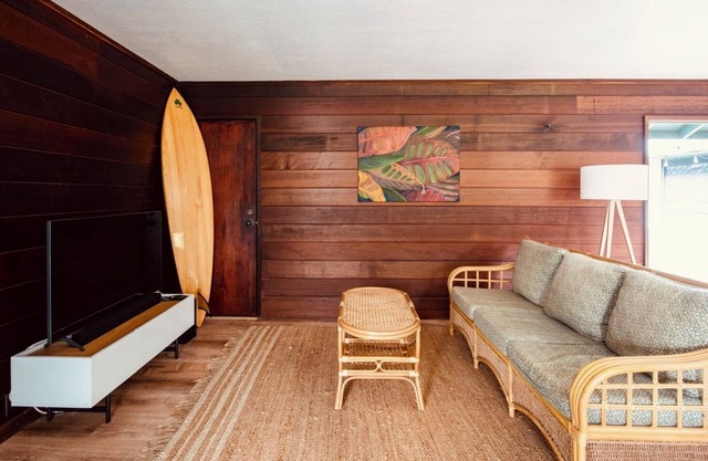 Stylish and spacious two bedroom home in paradise