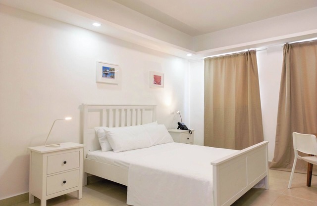 Stylish aparthouse with a sea view