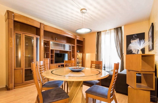 STYLISH APARTMENT IN THE CENTER OF MADRID