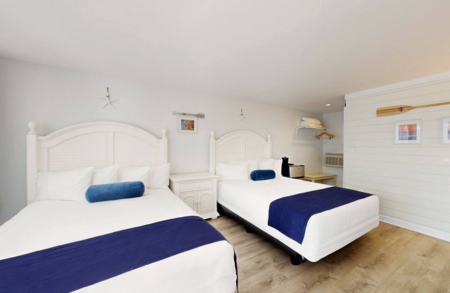 Stylish Double Queen Room for Families and Friends