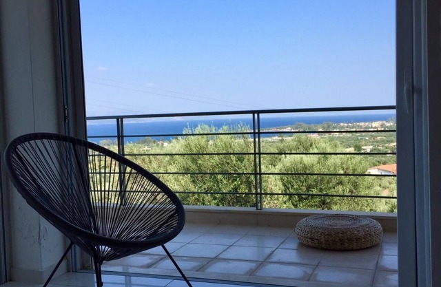 Stylish holiday house with sea view