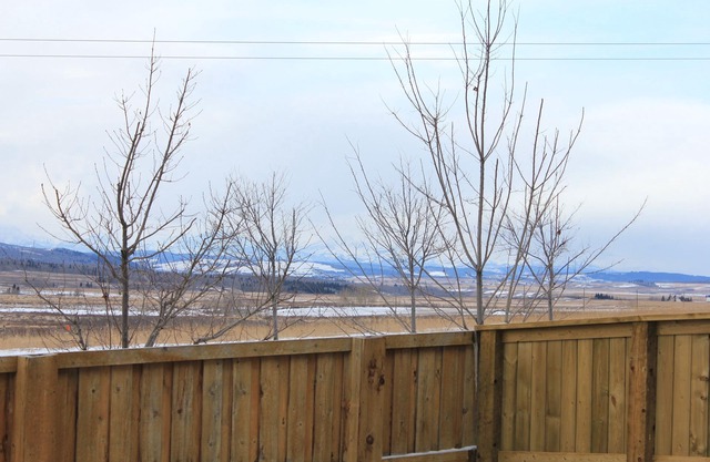 Stylish Mountain View - Cozy Canadiana Pet Friendly