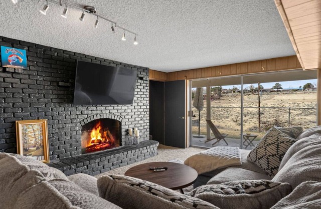 Stylish Southwest Pool Table Foosball Bar & Grill