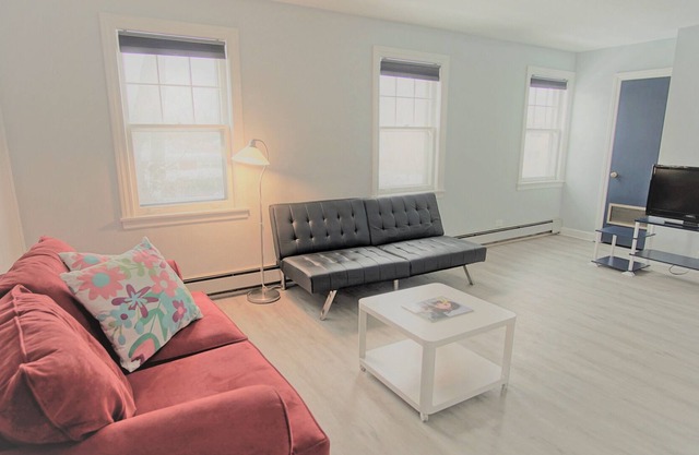 *Stylish & Spacious Getaway by Evanston/Skokie/NU