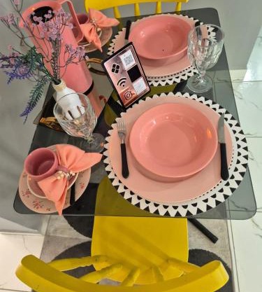 SUA CASA EM GARANHUNS Aptº INTEIRO COM 04 QUARTOS