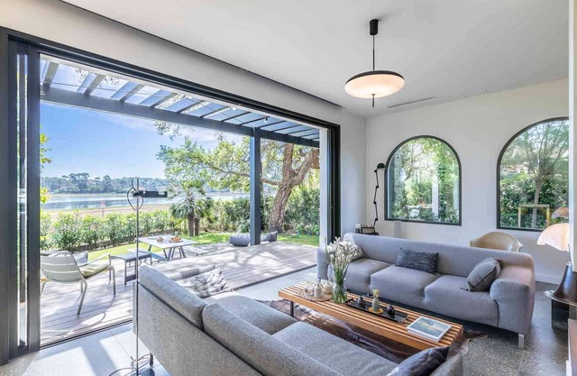 Sublime Villa Basco-landaise Avec Accès Privé au lac